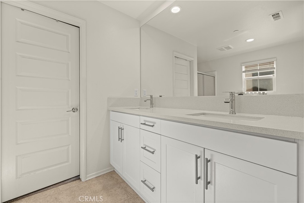 145 Camden Court Property Photo 19
