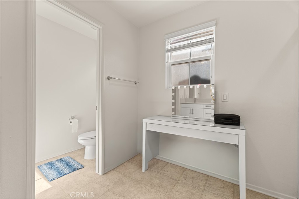 145 Camden Court Property Photo 21