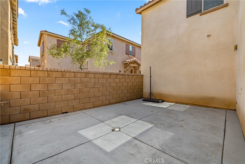 145 Camden Court Property Photo 29