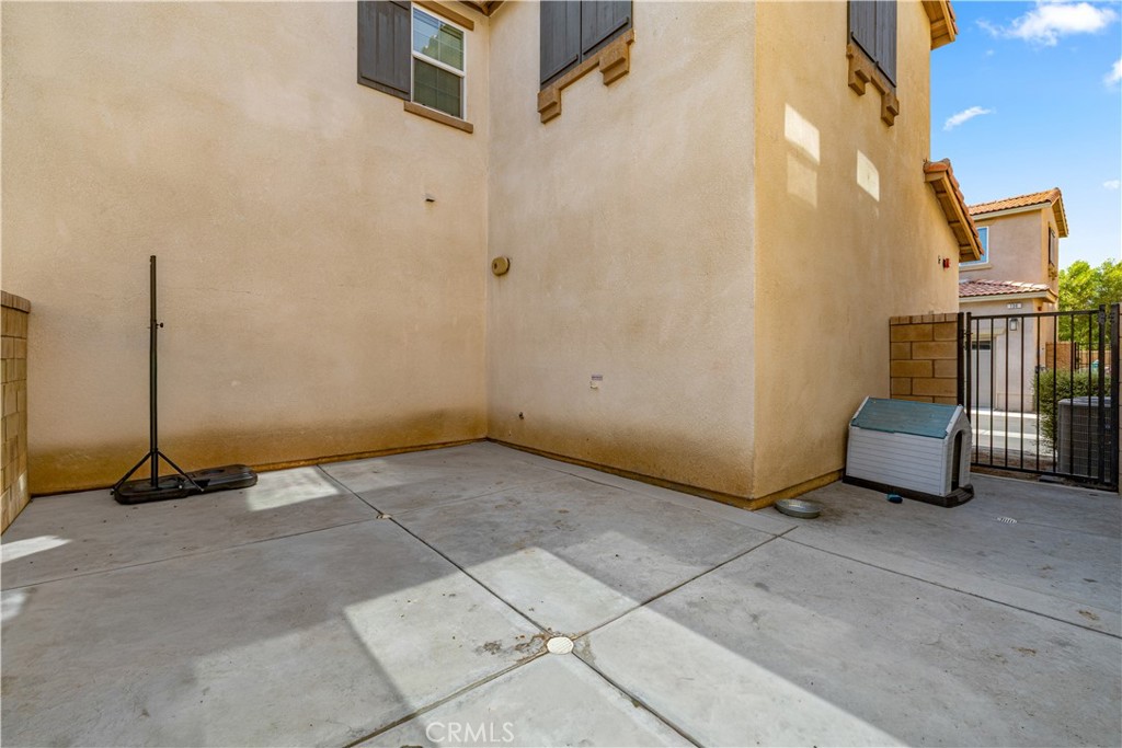 145 Camden Court Property Photo 30