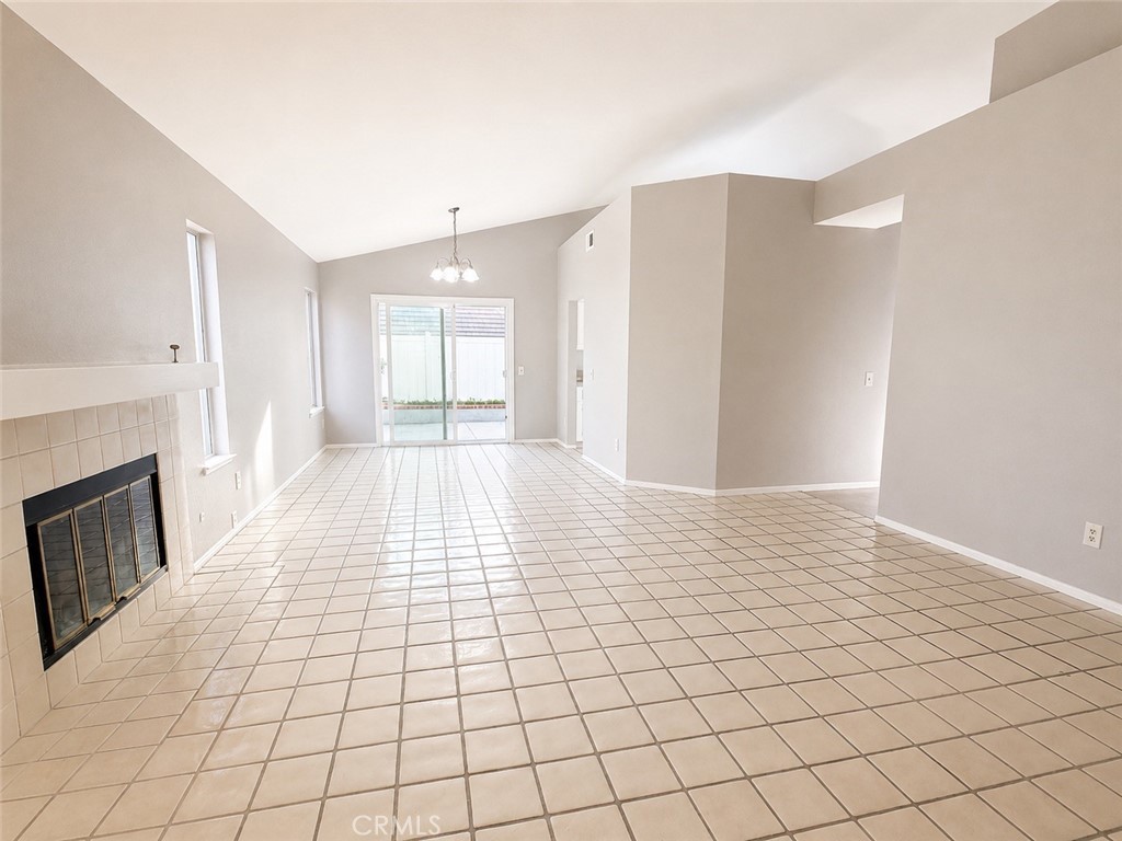 11486 Cardiff Lane Property Photo 2