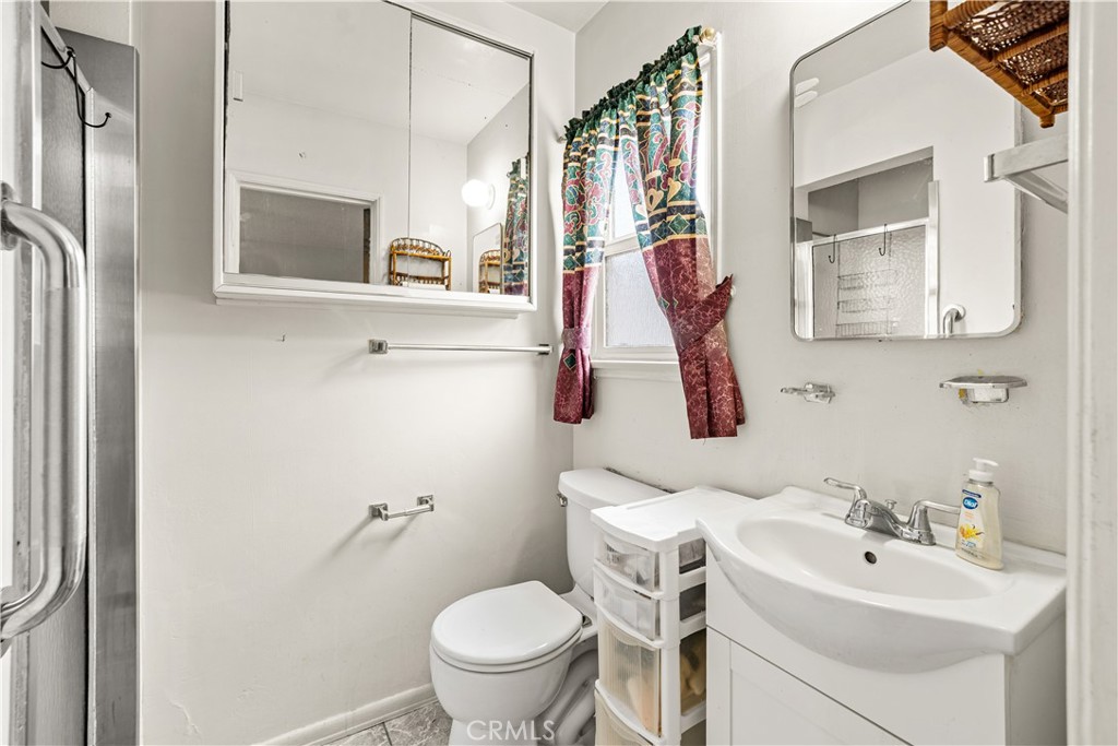 13316 S Wilton Property Photo 18