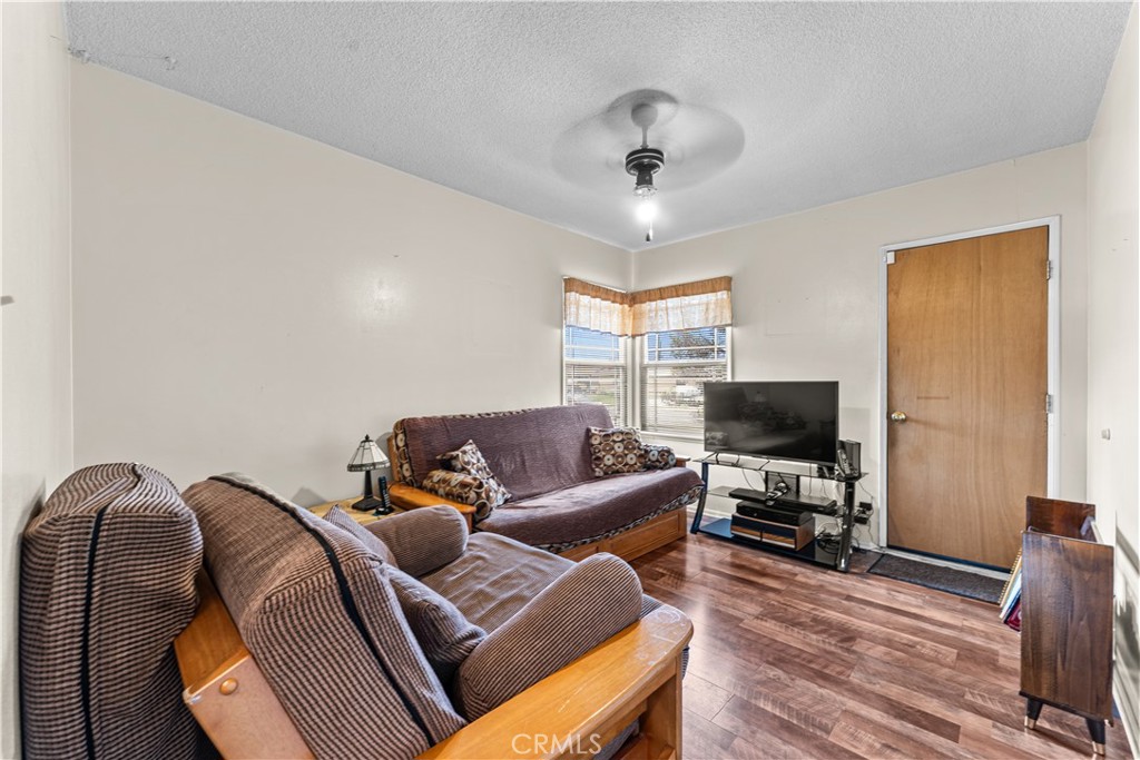 13316 S Wilton Property Photo 24