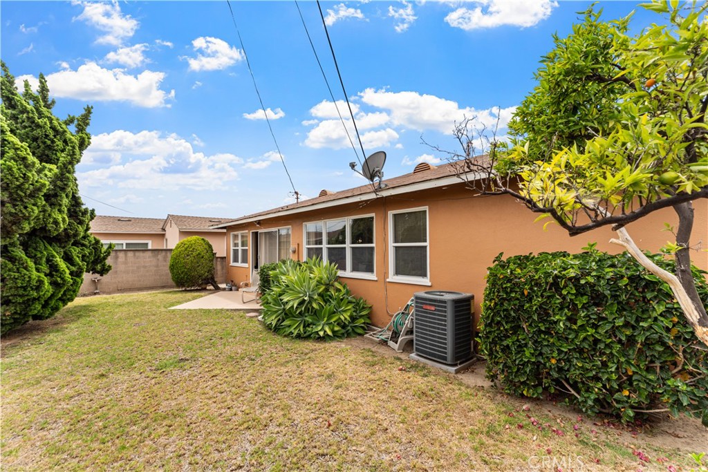 13316 S Wilton Property Photo 37