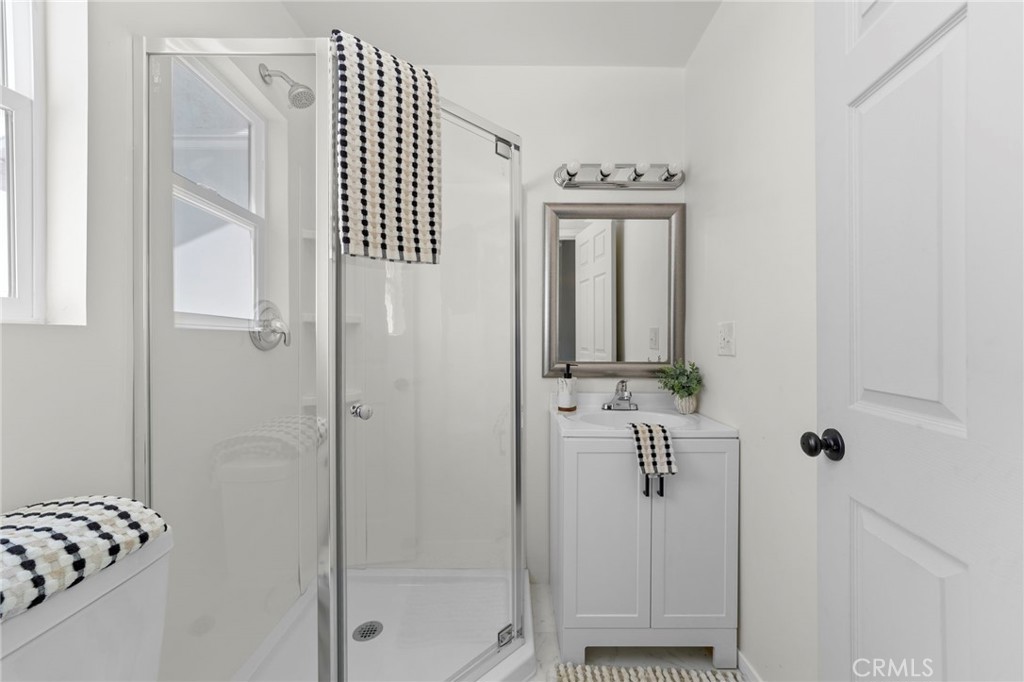 308 N Pasadena Avenue Property Photo 34
