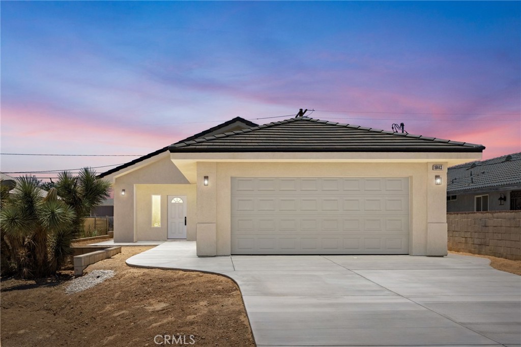 16443 Pine Street Property Photo 1