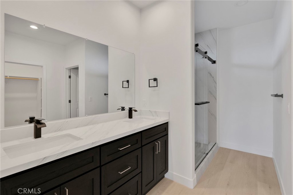 16443 Pine Street Property Photo 20