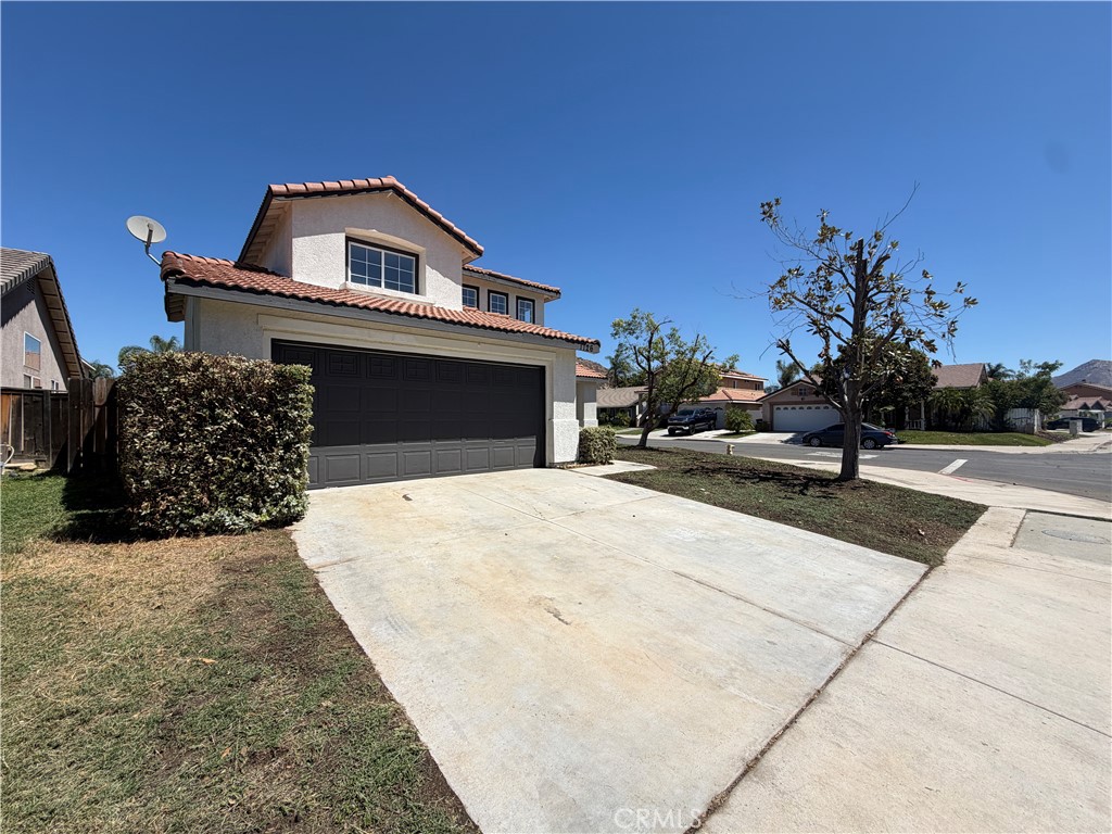 1126 Autumnwood Lane Property Photo 1