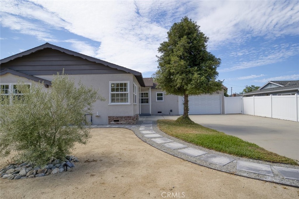 128 W Gaillard Street Property Photo 2