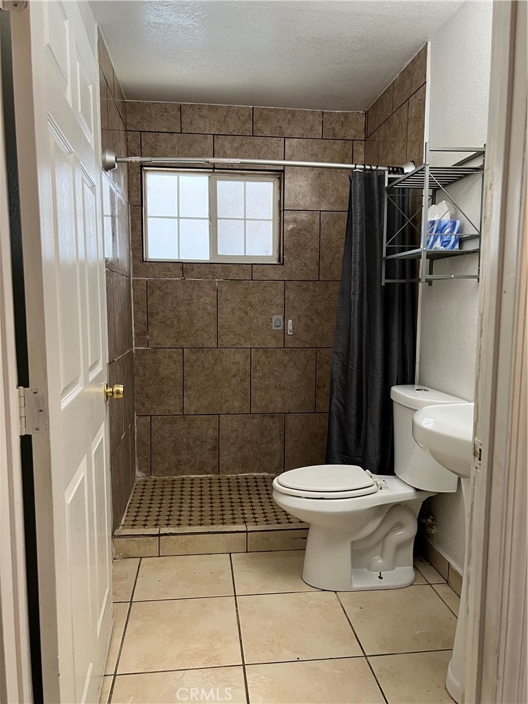 8928 Date Property Photo 20