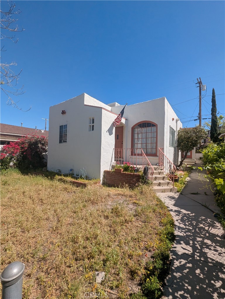10370 Tujunga Cyn Blvd Property Photo 1