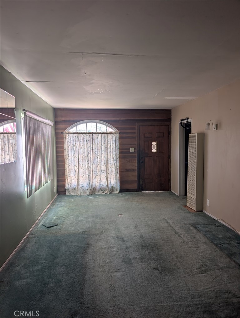 10370 Tujunga Cyn Blvd Property Photo 5