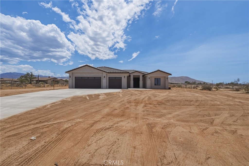 23505 Del Oro Road Property Photo 1