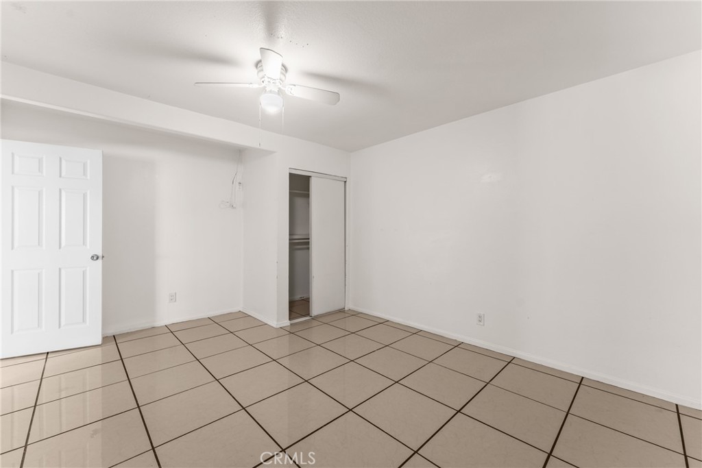 10674 Locust Property Photo 15