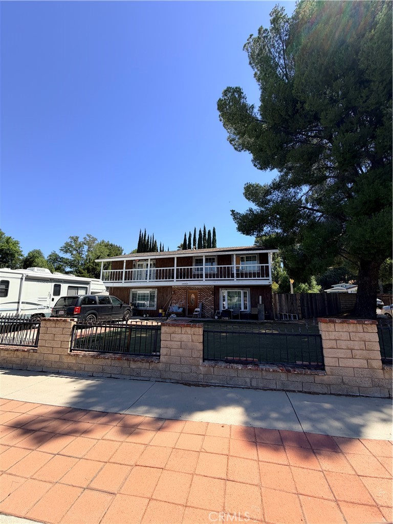 18925 Cedar Valley Property Photo 4