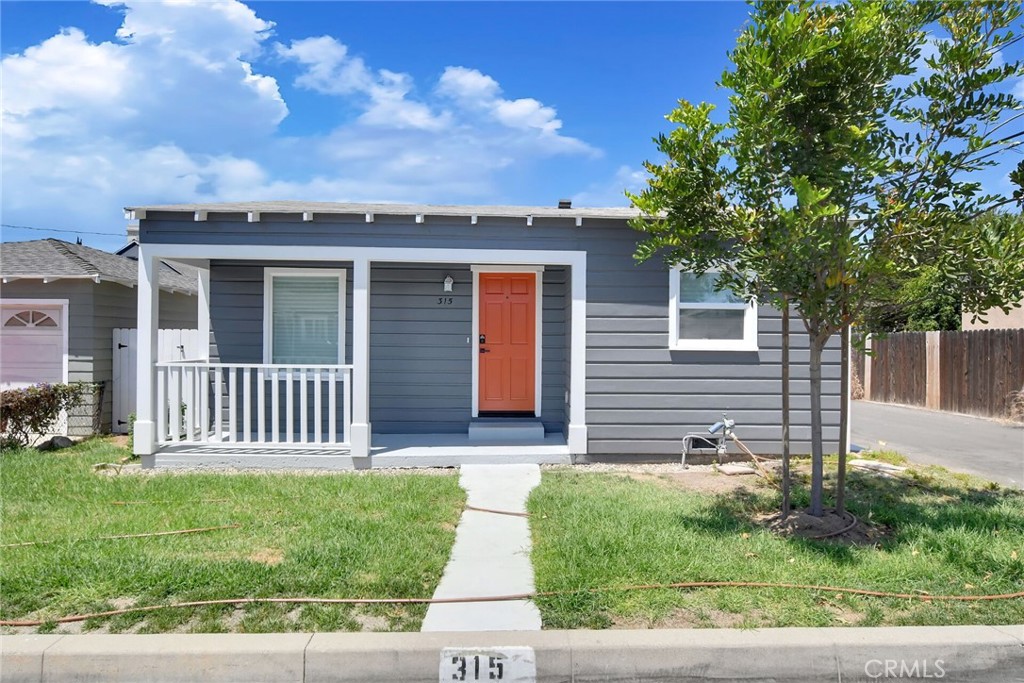 315 N San Jose Property Photo 7