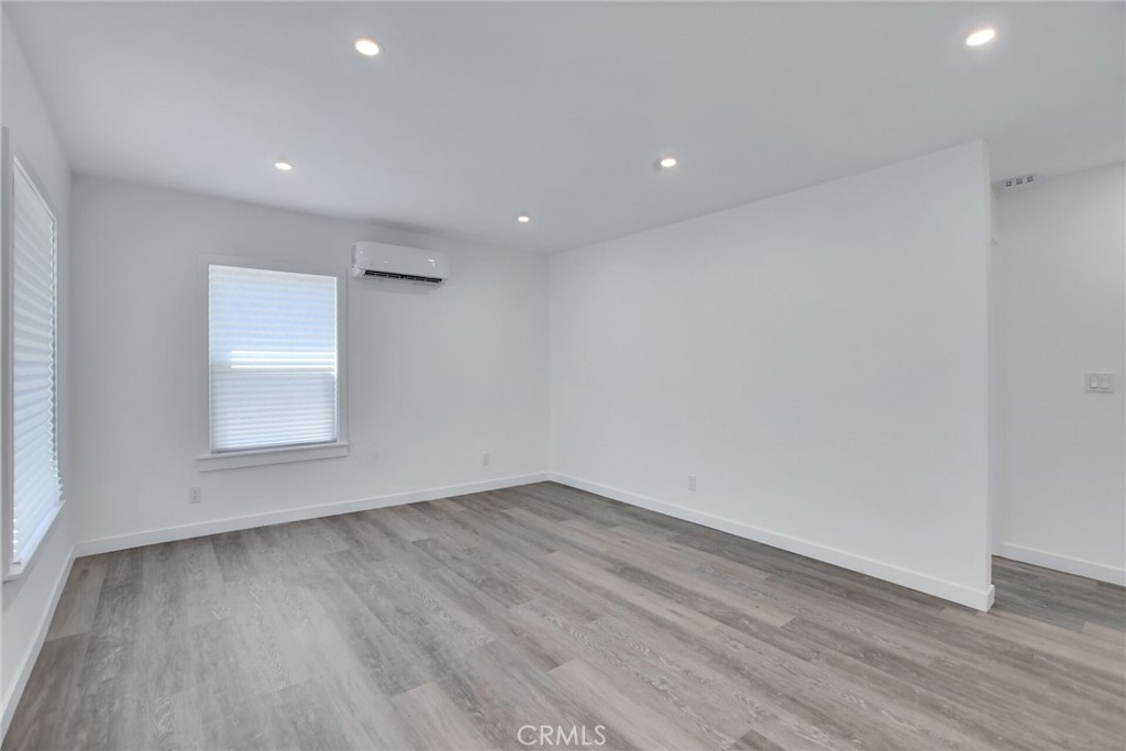 315 N San Jose Property Photo 12