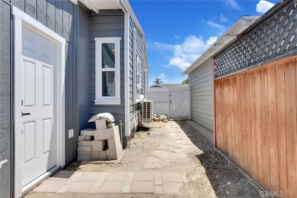 315 N San Jose Property Photo 20
