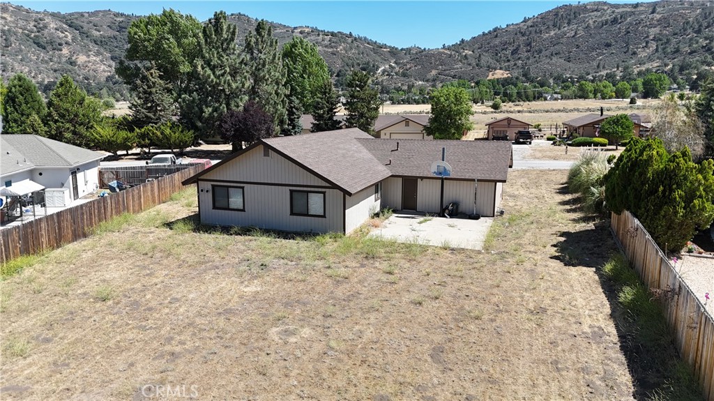 30001 Caddy Ln Property Photo 1