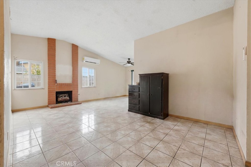 7570 Kempster Court Property Photo 7