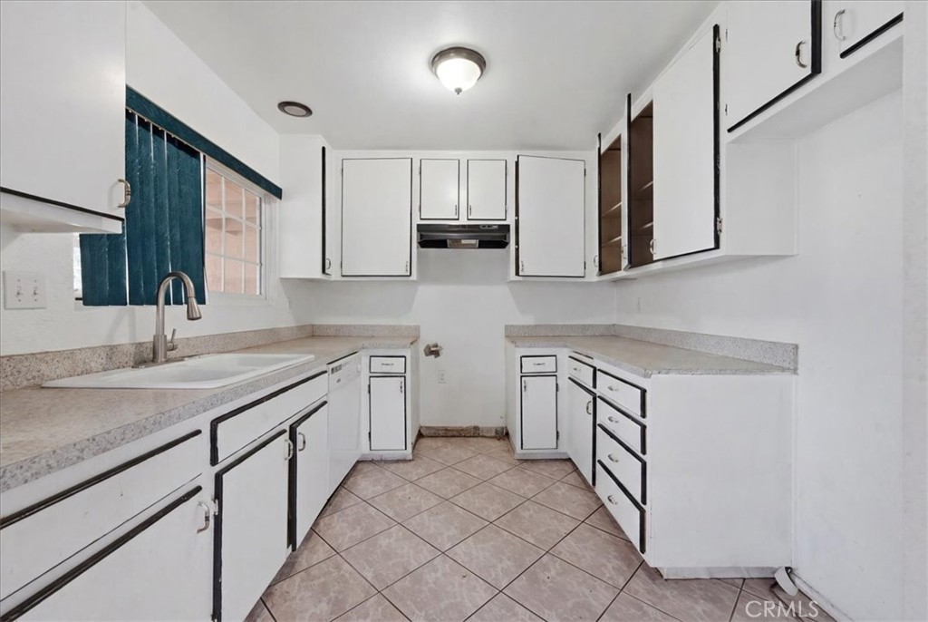 7570 Kempster Court Property Photo 14