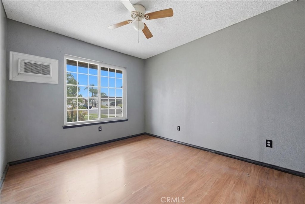 7570 Kempster Court Property Photo 23
