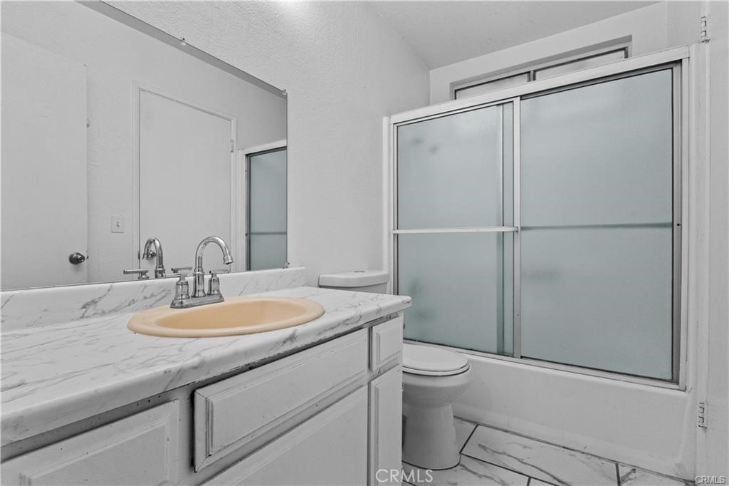 8405 Buckthorn Ave Property Photo 12