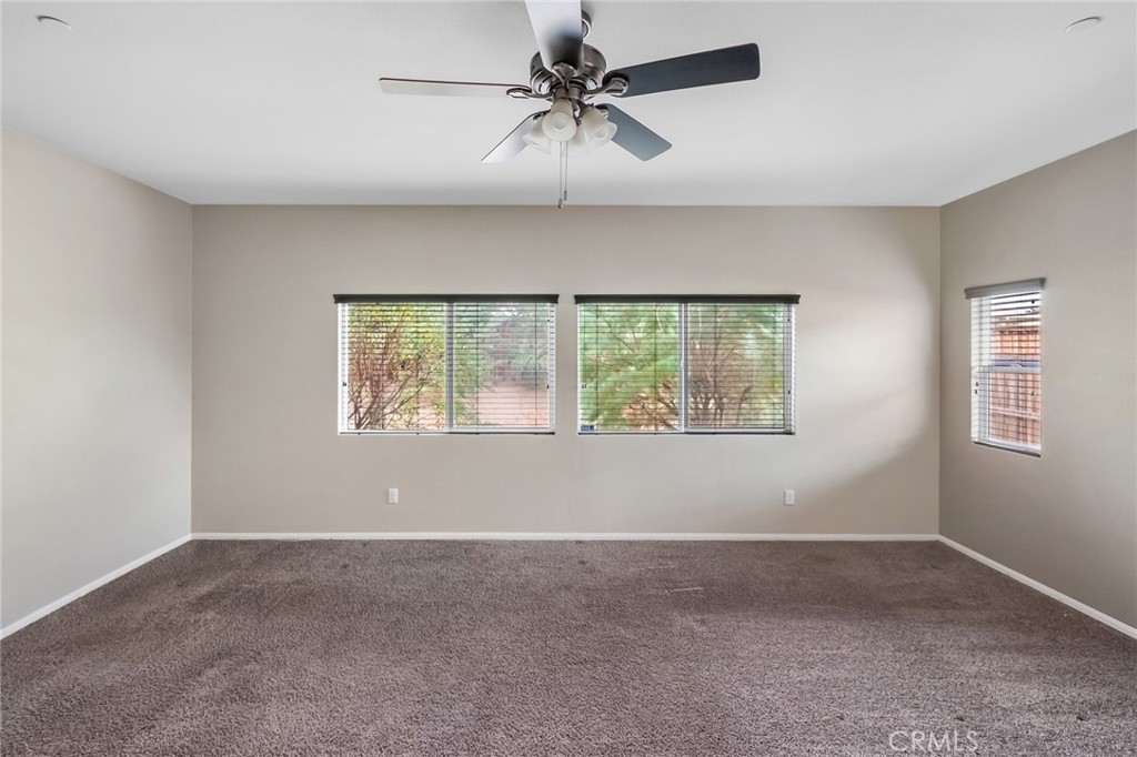 14262 Vincent Property Photo 9