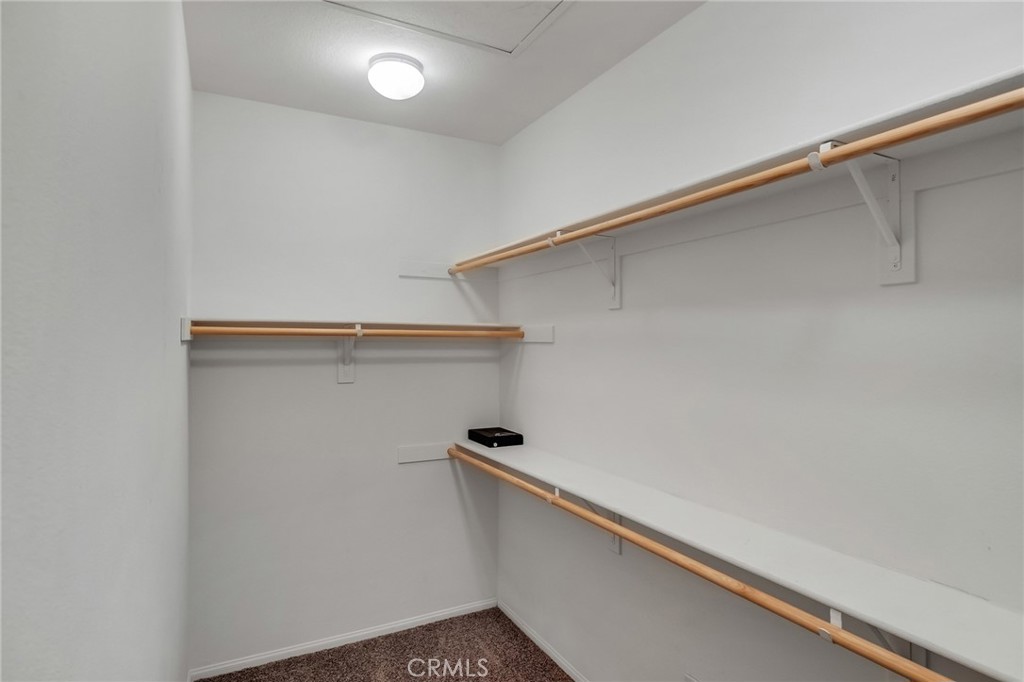 14262 Vincent Property Photo 10