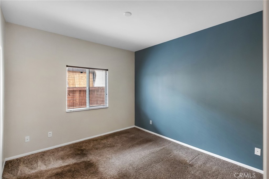 14262 Vincent Property Photo 22