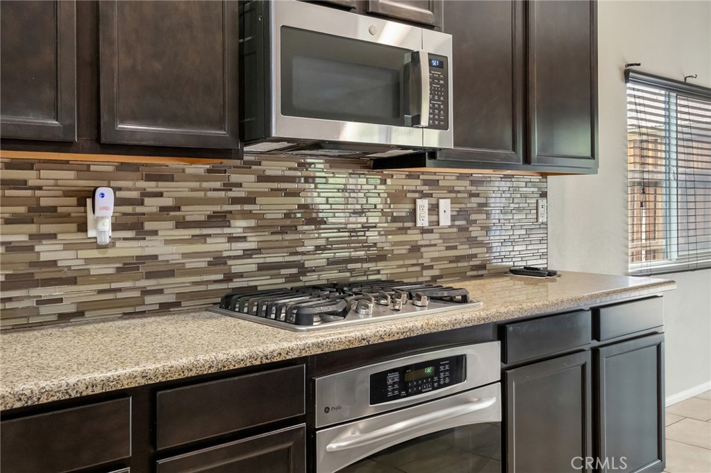 14262 Vincent Property Photo 23