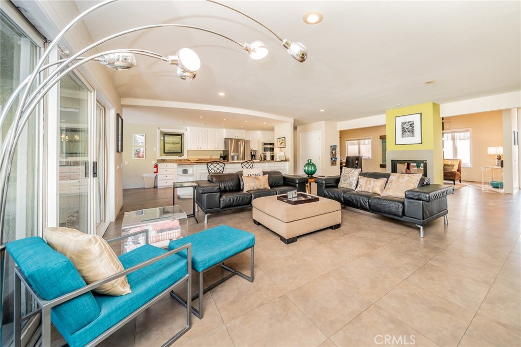 1600 E Palm Tree Drive Property Photo 12