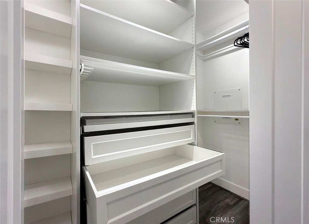 150 The Promenade N Property Photo 11