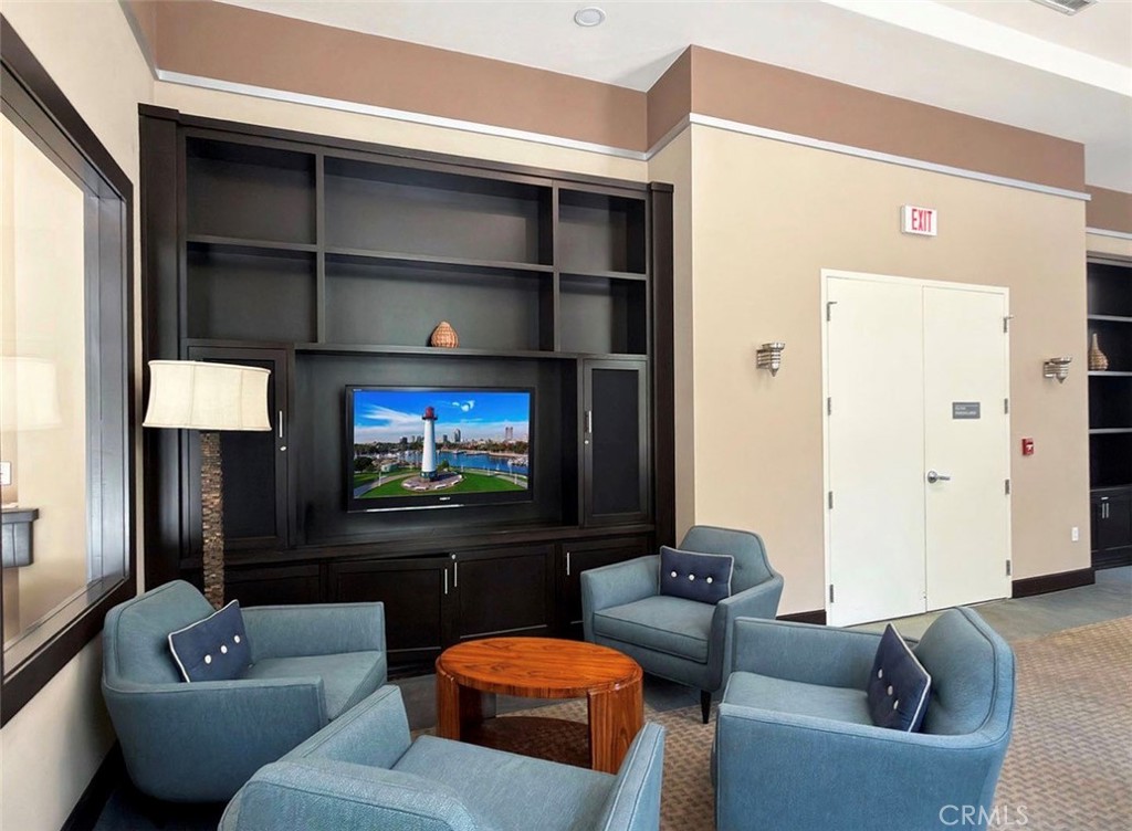150 The Promenade N Property Photo 28