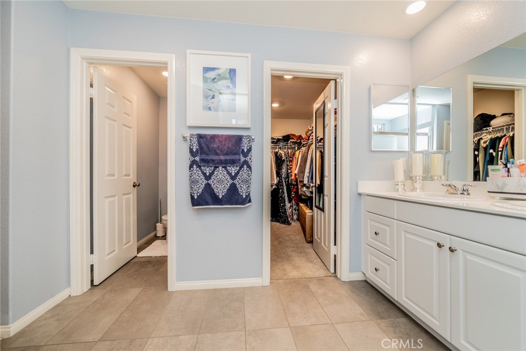 1617 Honeysuckle Place Property Photo 13