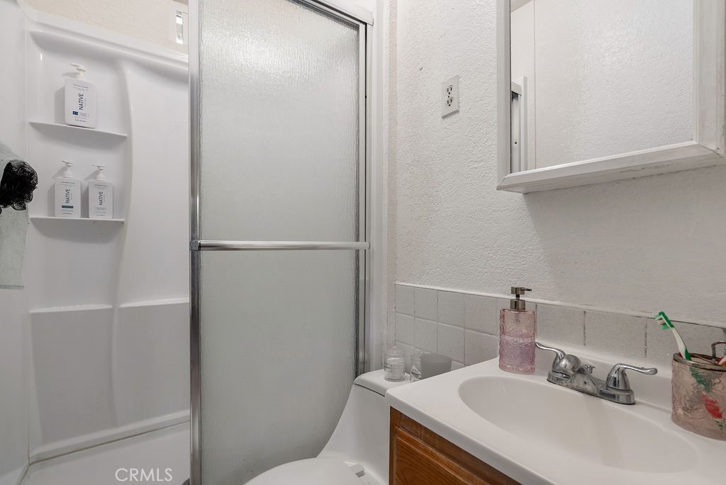 7032 Somerset Property Photo 4