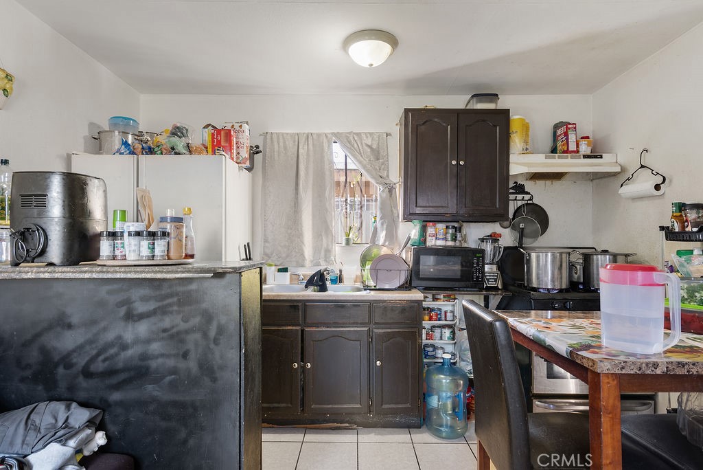 7032 Somerset Property Photo 5