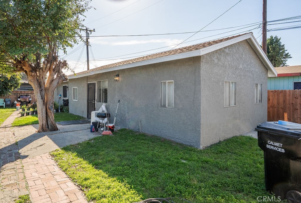 7032 Somerset Property Photo 9