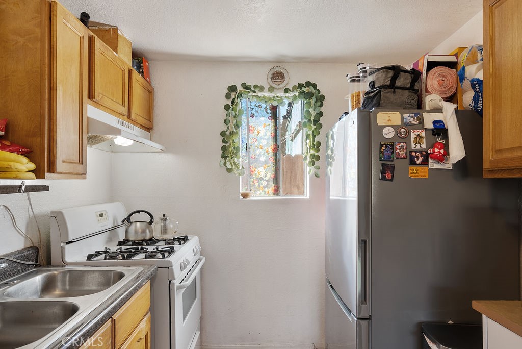 7032 Somerset Property Photo 16