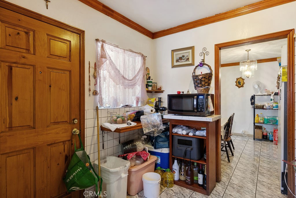 7032 Somerset Property Photo 28