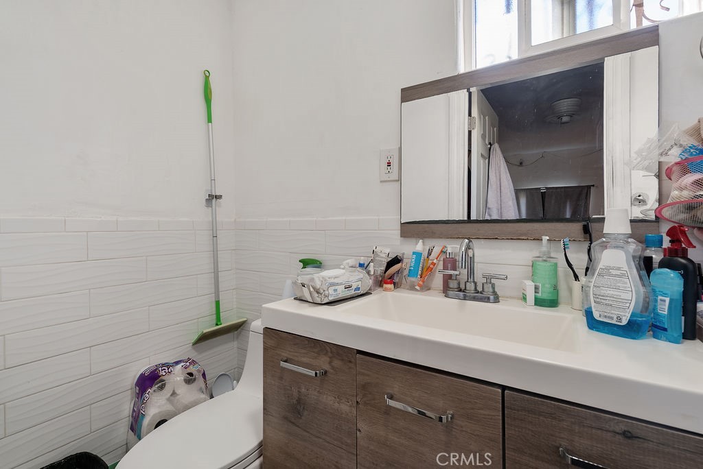 7032 Somerset Property Photo 40