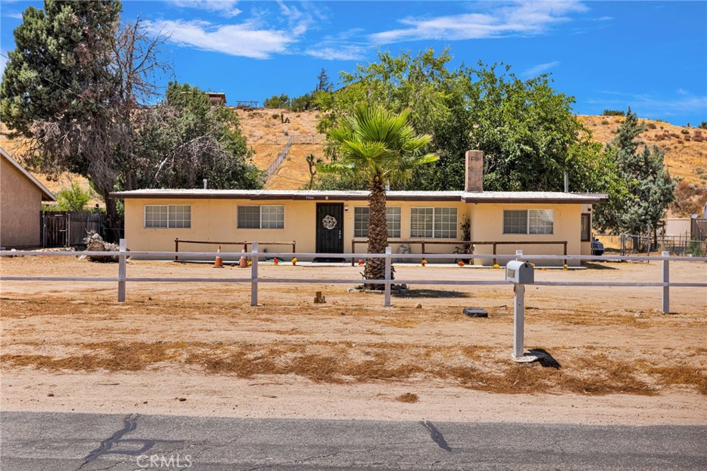 7704 Alston Avenue Property Photo 2