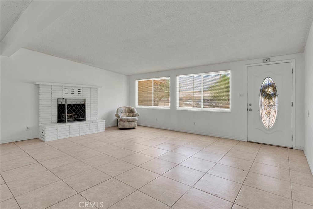 7704 Alston Avenue Property Photo 6