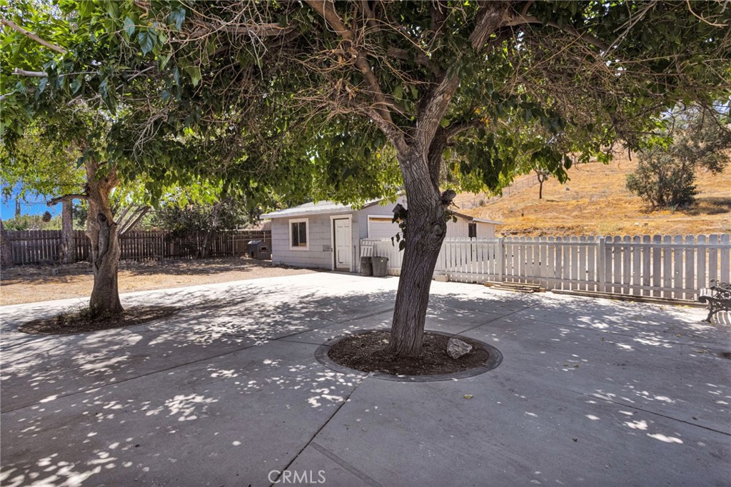 7704 Alston Avenue Property Photo 33