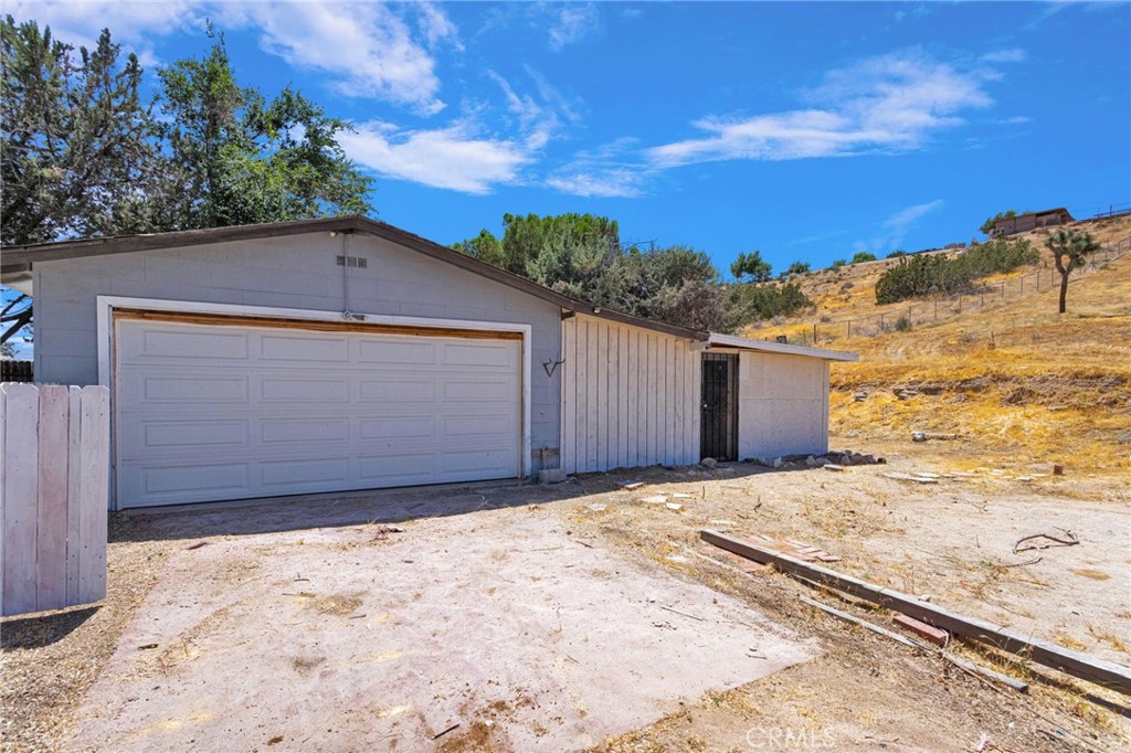 7704 Alston Avenue Property Photo 39