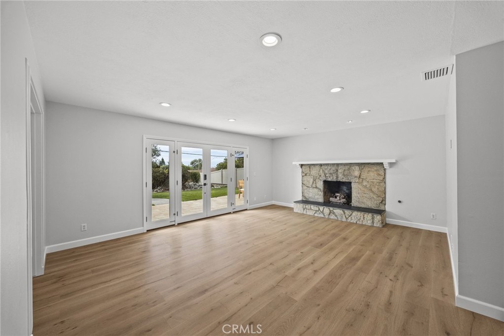 580 Black Hills Drive Property Photo 7