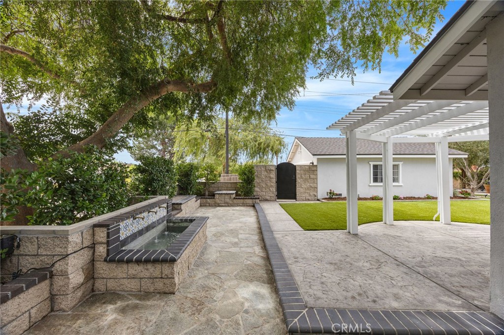 580 Black Hills Drive Property Photo 45