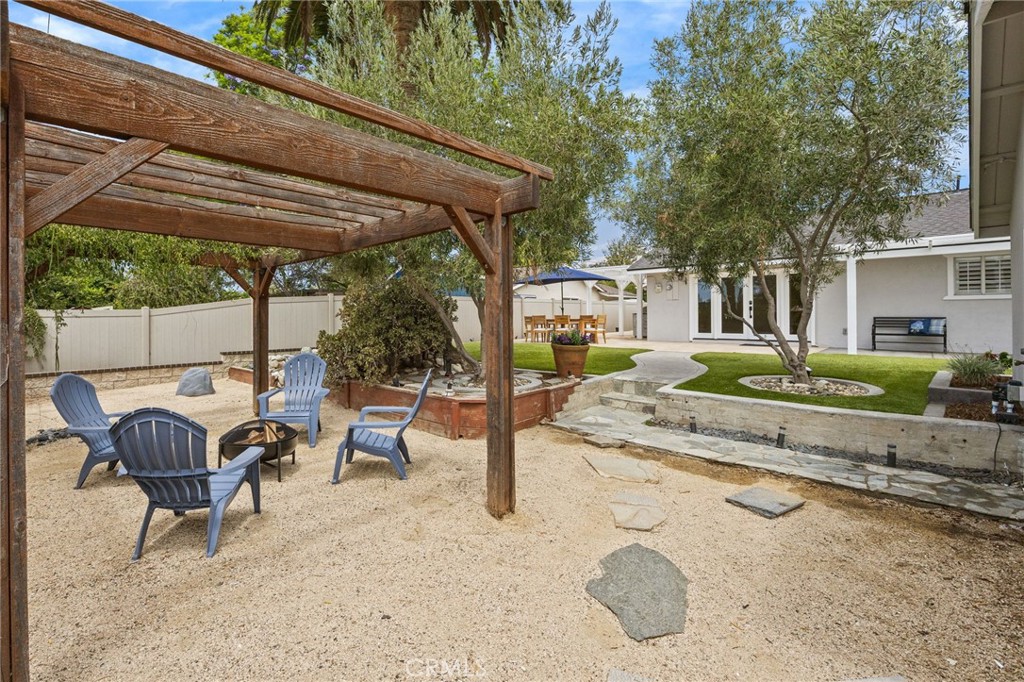 580 Black Hills Drive Property Photo 49