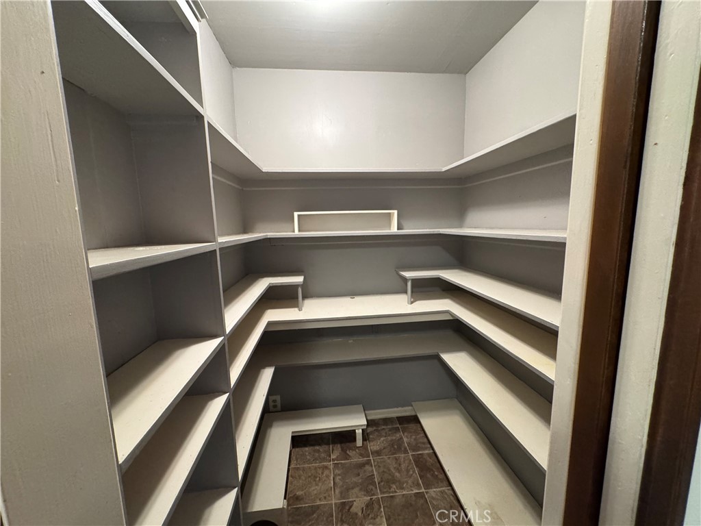 21015 Cantel Property Photo 7