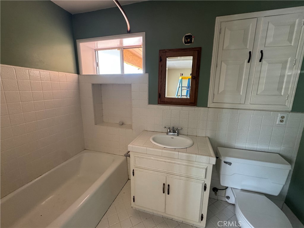 21015 Cantel Property Photo 28